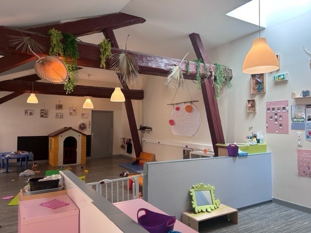 BUREAU A LOUER - CHALON SUR SAONE - 255 m2 - 2550€ HC et HT par mois