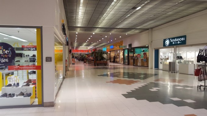 LOCAL COMMERCIAL A LOUER - CHALON SUR SAONE - 277 m2 - 2791,67€ HC et HT par mois