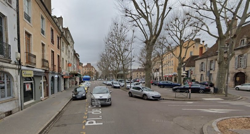 LOCAL COMMERCIAL A VENDRE - CHALON SUR SAONE - 119 m2 - 190000€ 