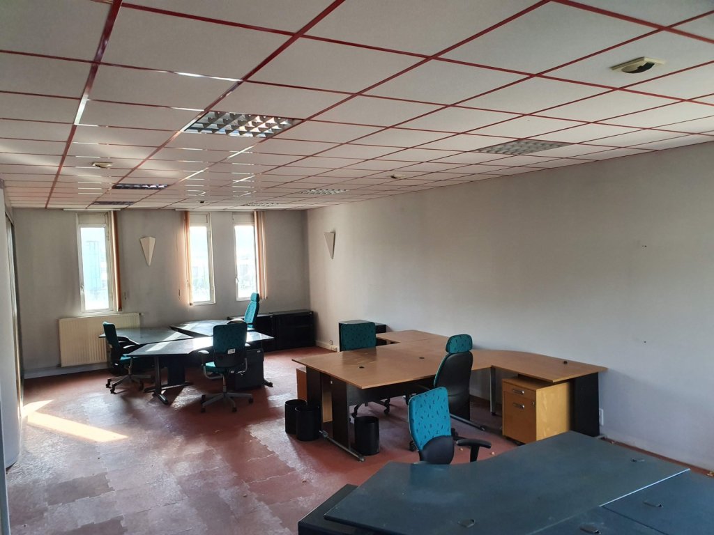 BUREAU A VENDRE - BAUME LES DAMES - 810 m2 - 197600€ 