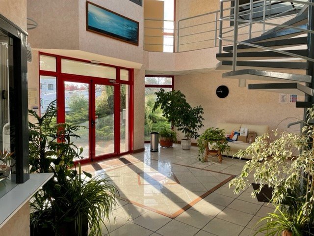 ENSEMBLE IMMOBILIER A VENDRE - CHALON SUR SAONE - 650 m2 - 957900€ 