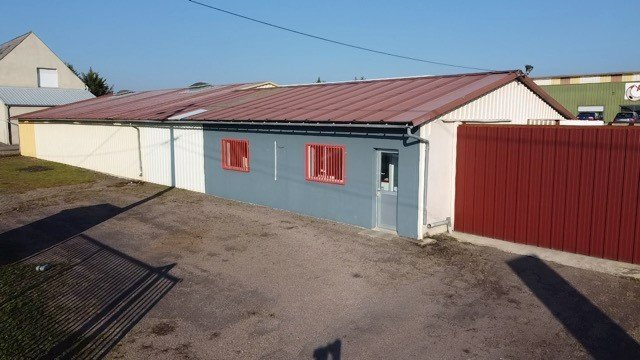 LOCAL D ACTIVITE A VENDRE - PRECY SOUS THIL - 531 m2 - 239200€ 