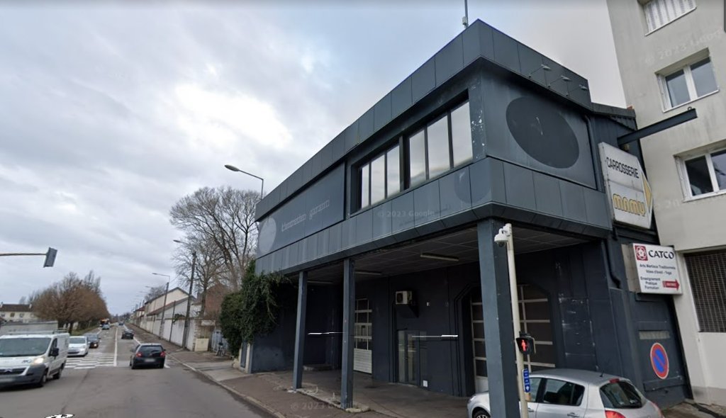 LOCAL COMMERCIAL A VENDRE - BESANCON - 415 m2 - 290000€ 