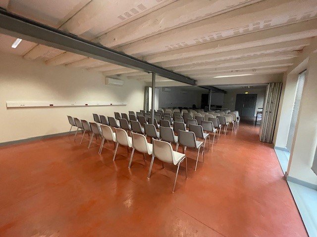 ENSEMBLE IMMOBILIER A VENDRE - CHALON SUR SAONE - 255 m2 - 280000€ 