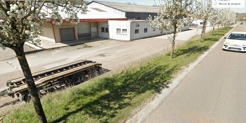 LOCAL D ACTIVITE A LOUER - DEVECEY - 2300 m2 - 7�000�&euro; HC et HT par mois