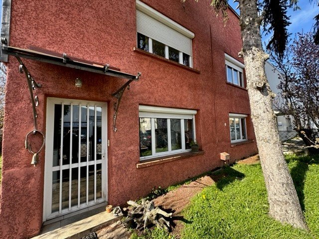 BUREAU A LOUER - CHALON SUR SAONE - 46.38 m2 - 350€ HC et HT par mois