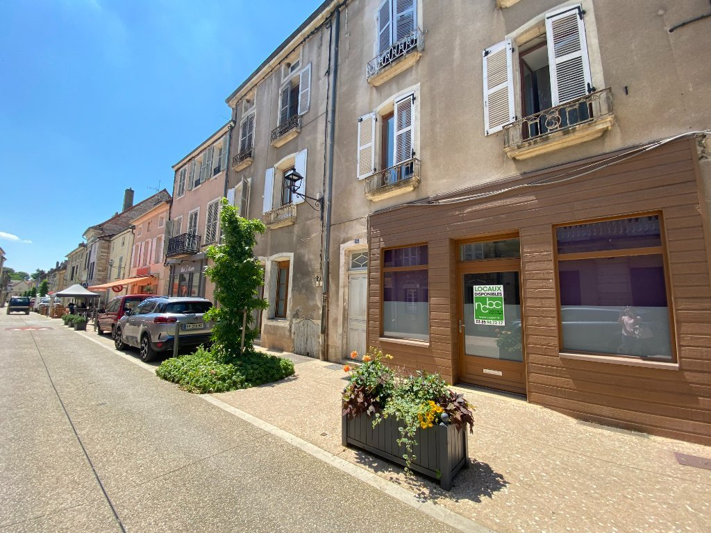 LOCAL TYPE BUREAUX - GIVRY - 43.3 m2 - RÉALISÉ