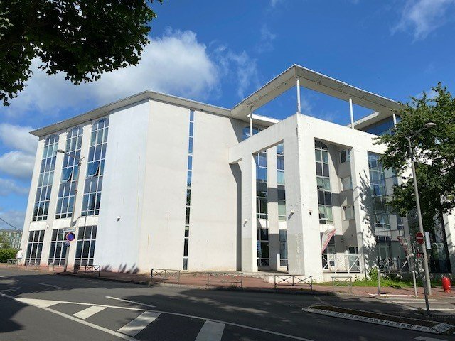 BUREAU A VENDRE - CHALON SUR SAONE - 50.26 m2 - 88440€ 