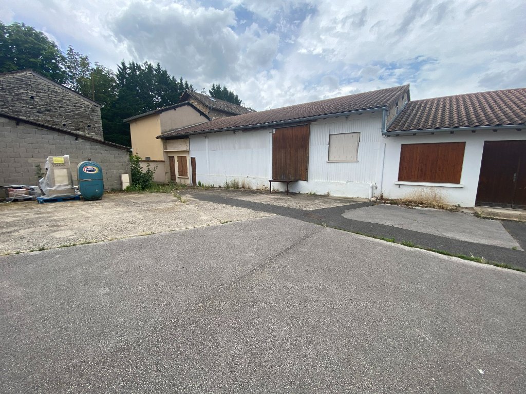 LOCAL D ACTIVITE A LOUER - FLEURVILLE - 258 m2 - 645€ HC et HT par mois