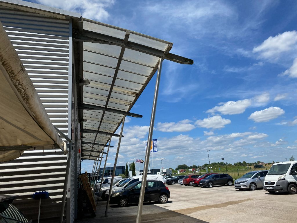 LOCAL D ACTIVITE A VENDRE - SEVREY - 780 m2 - 2100000€ 