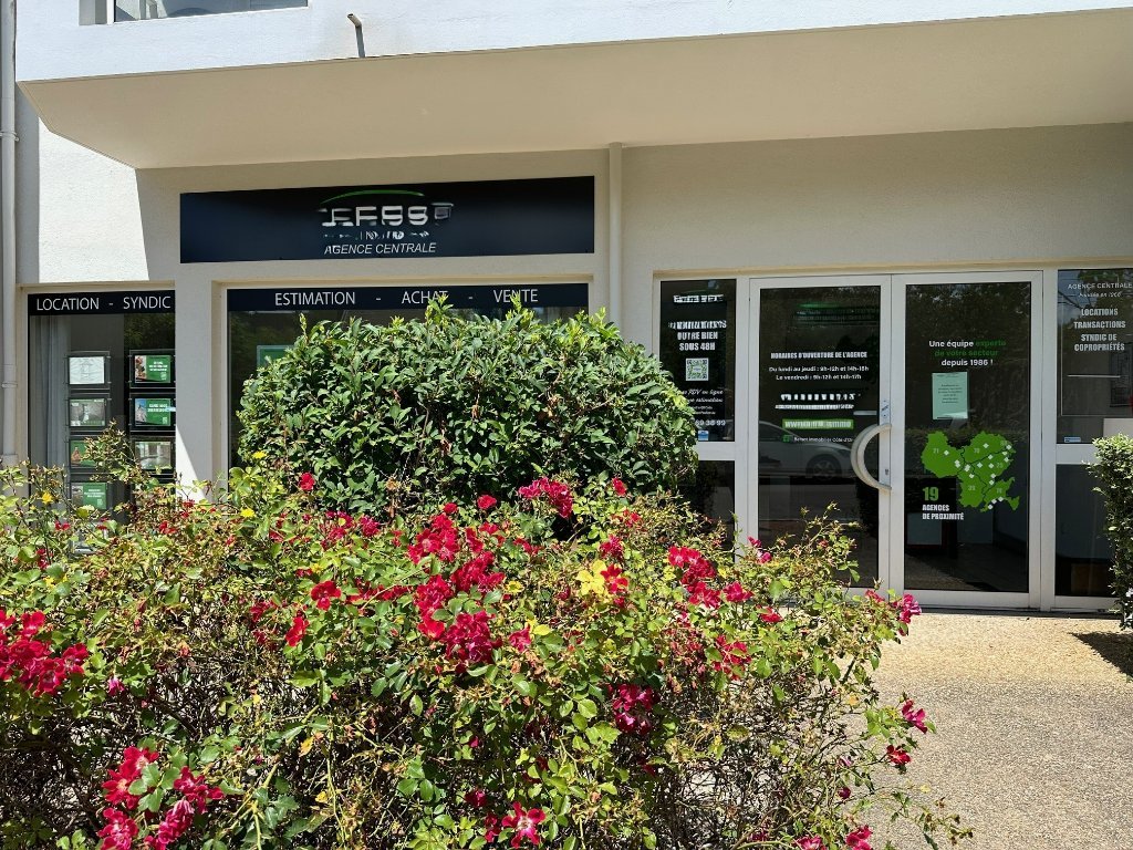 LOCAL COMMERCIAL A USAGE DE BUREAUX A LOUER - DIJON - 135 m2 - 1600€ HC et HT par mois