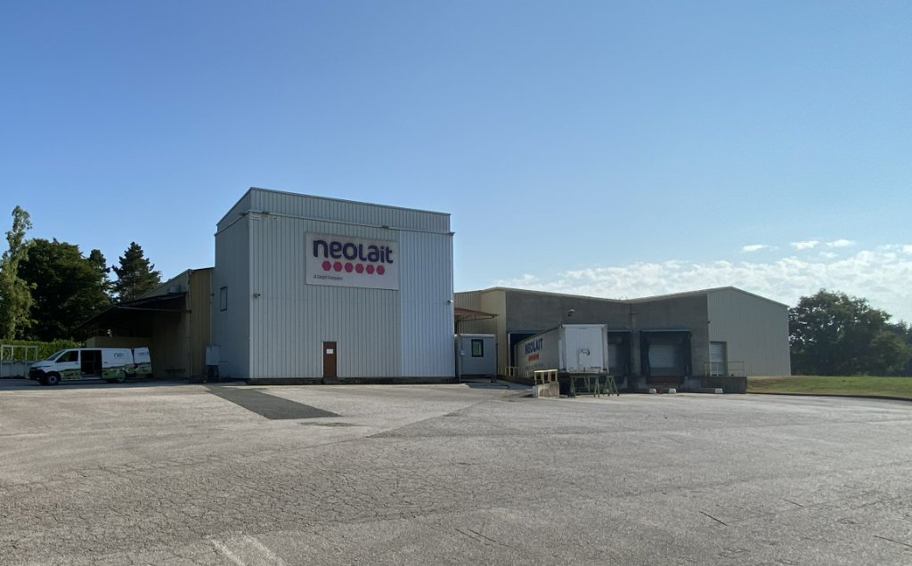 LOCAL D ACTIVITE A VENDRE - BAUDRIERES - 1743.3 m2 - 620000€ 