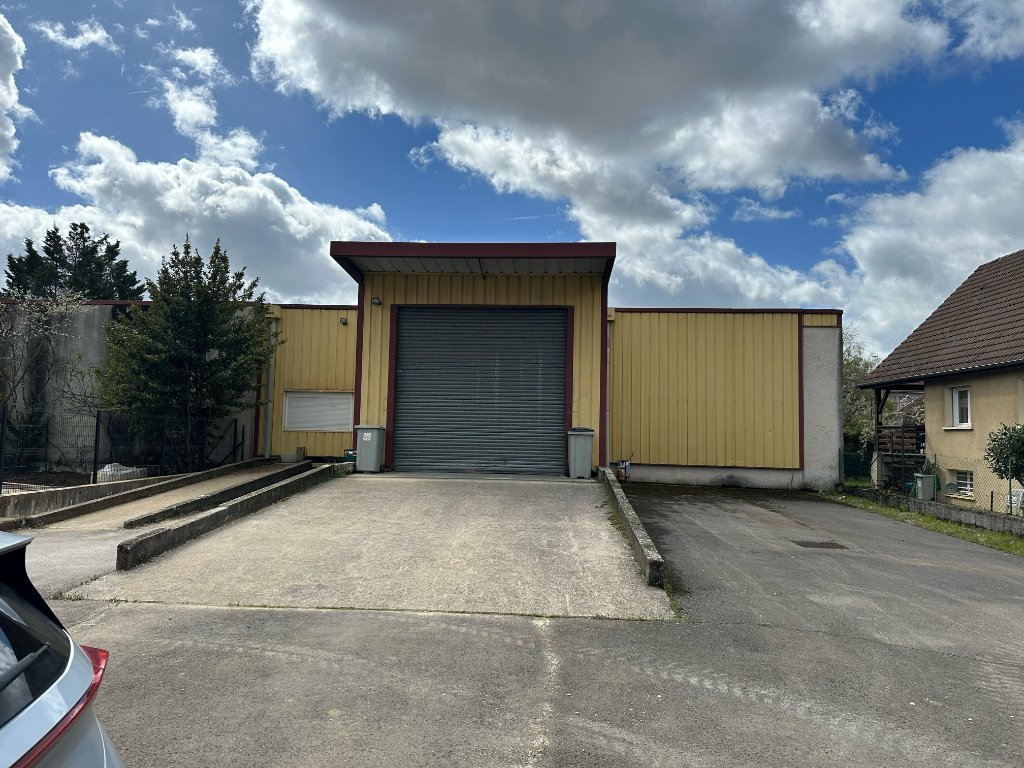 LOCAL D ACTIVITE A VENDRE - DIJON - 850 m2 - 550000€ 