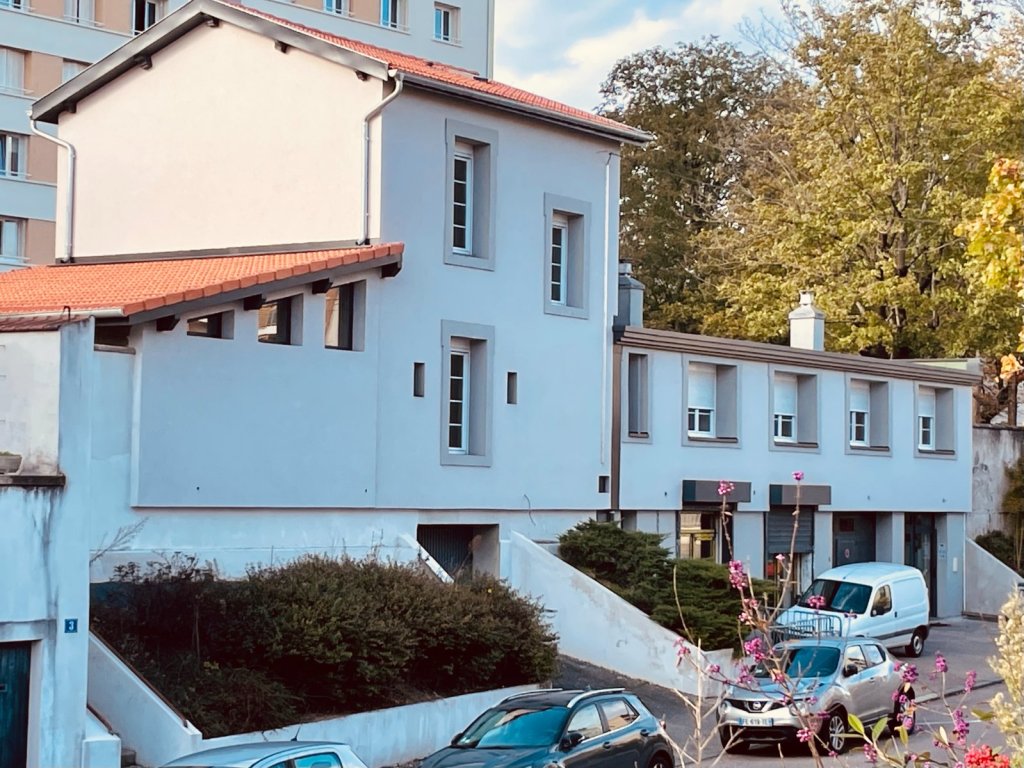 IMMEUBLE MIXTE A VENDRE - CALUIRE ET CUIRE - 445 m2 - 2650000€ 