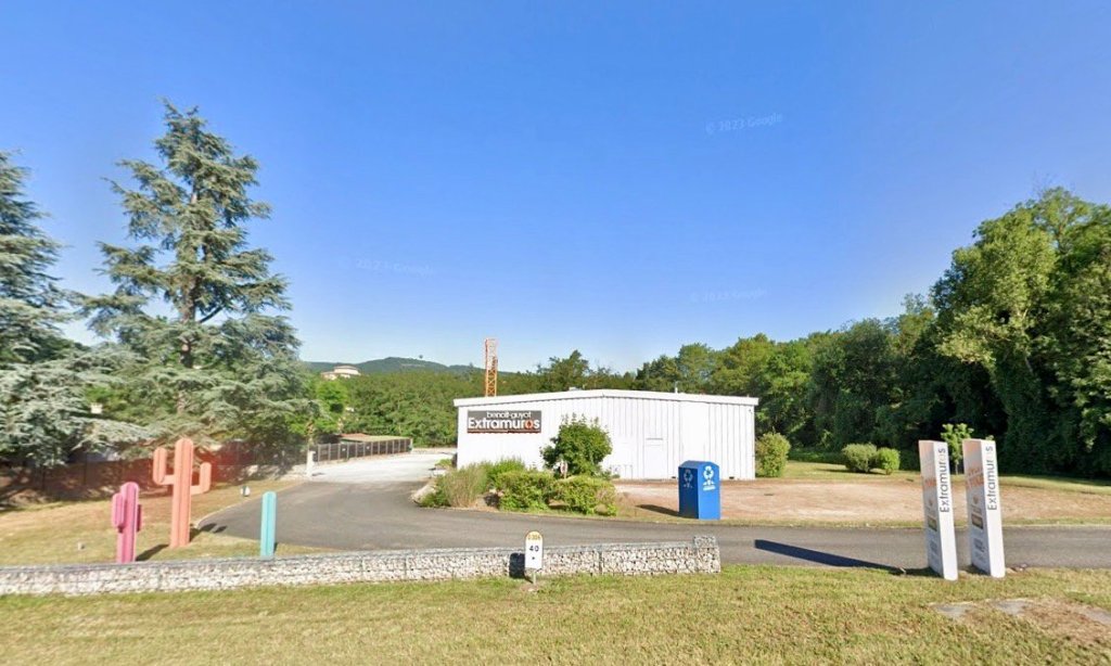 LOCAL COMMERCIAL A LOUER - MARCILLY D AZERGUES - 800 m2 - 6000€ HC et HT par mois