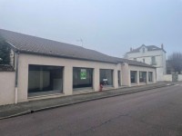 ENS. IMMOBILIER à VOCATION COMMERCIALE/TERTIAIRE A LOUER - BEAUNE - 304 m2 - 2 700 &euro; HC et HT par mois
