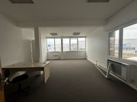 BUREAU A LOUER - CHENOVE - 120 m2 - 1 200 &euro; HC et HT par mois