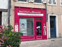 LOCAL COMMERCIAL A LOUER - CHALON SUR SAONE - 50 m2 - 700 € HC et HT par mois