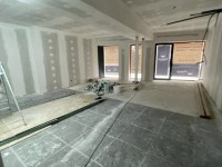 LOCAL COMMERCIAL A LOUER - MACON - 160 m2 - 1 500 &euro; HC et HT par mois