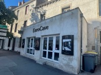 LOCAL COMMERCIAL et ateliers A VENDRE - CHALON SUR SAONE - 500 m2 divisibles à partir de 120 m2 - 1 000 &euro; /m<sup>2</sup>